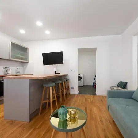 M&m Apartment