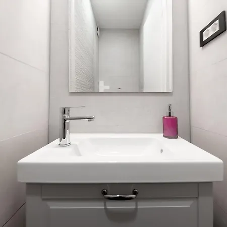 M&m Apartment