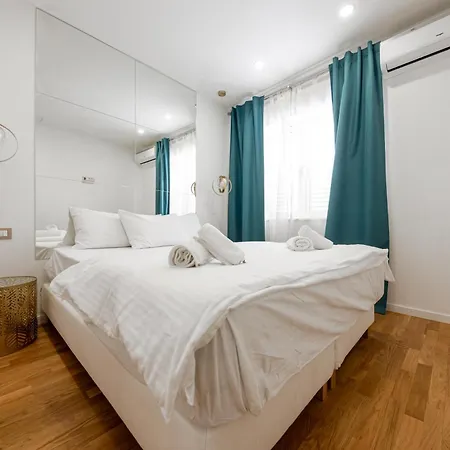 M&m Apartment *