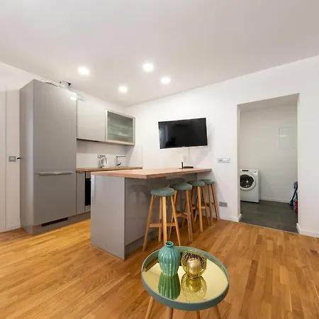 M&m Apartment Makarska