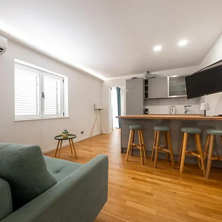 Apartment M&m Makarska